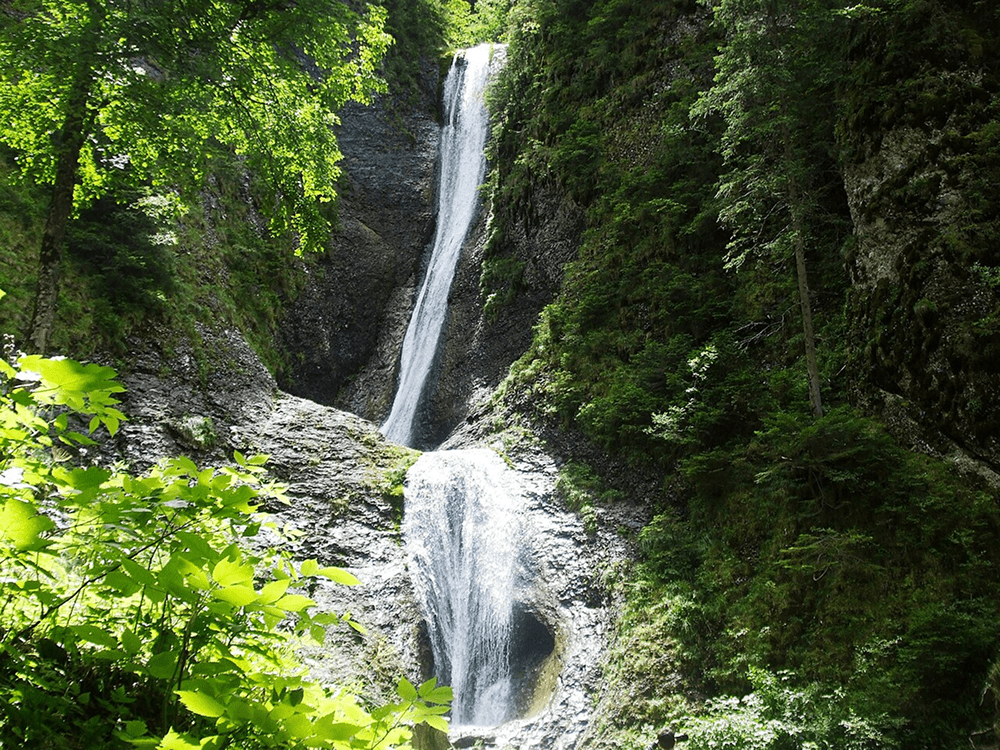 Duruitoarea waterfall