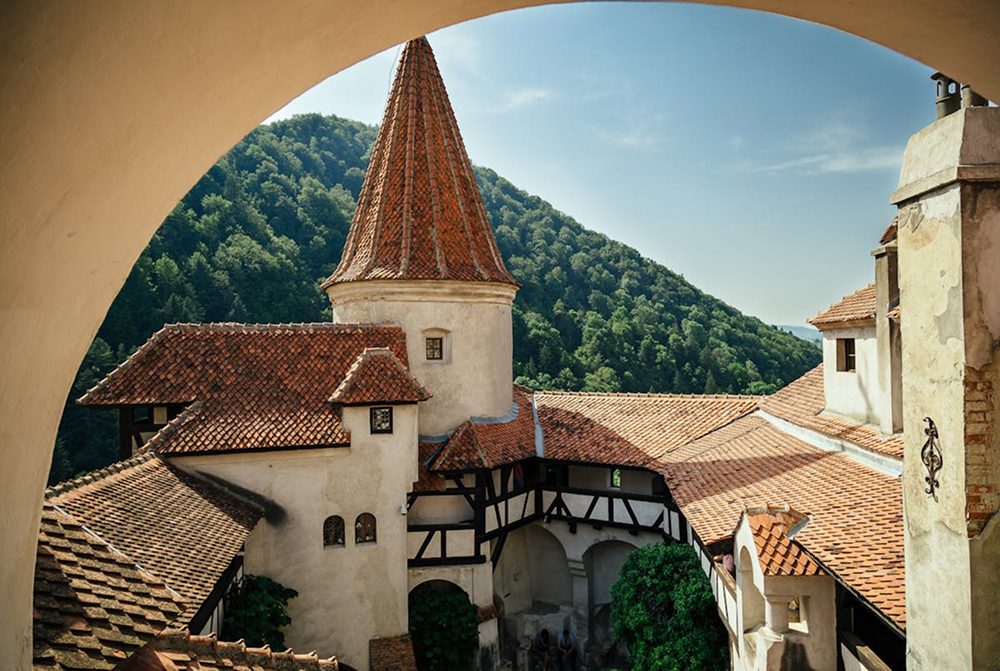 Teilansicht des Innenhofs von Schloss Bran
